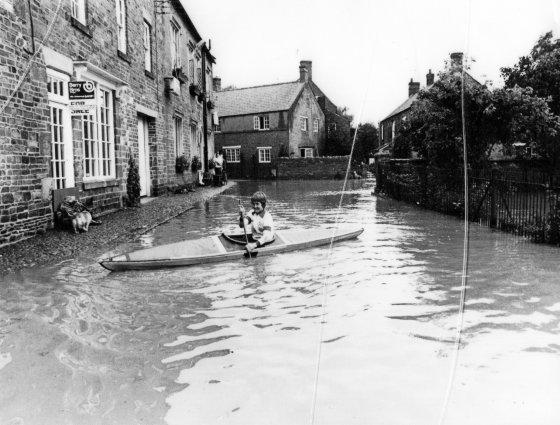 Canoe on Waterfall Way